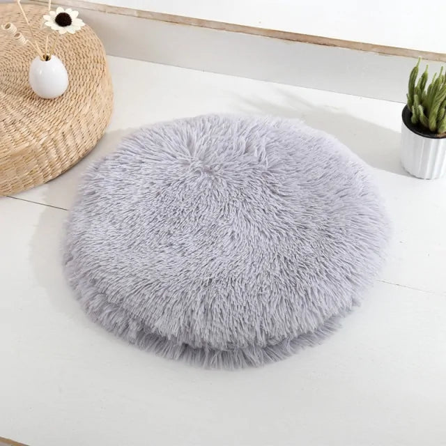 Round Plush Calming Dog Bed – Soft Fluffy Pet Cushion for Deep Sleep